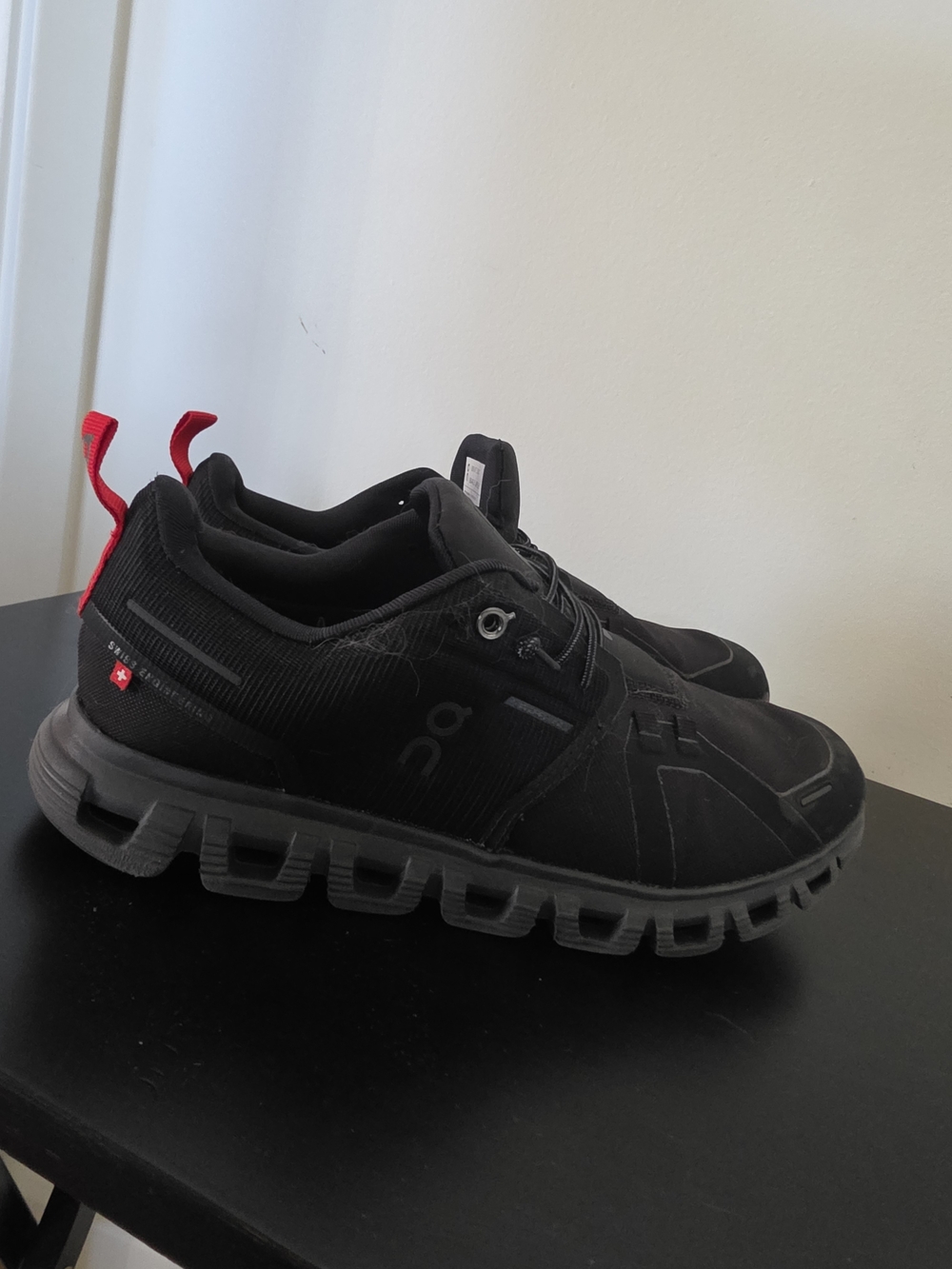 On Running Running Men’s Cloud 5 Sneaker in Black with Red Accents